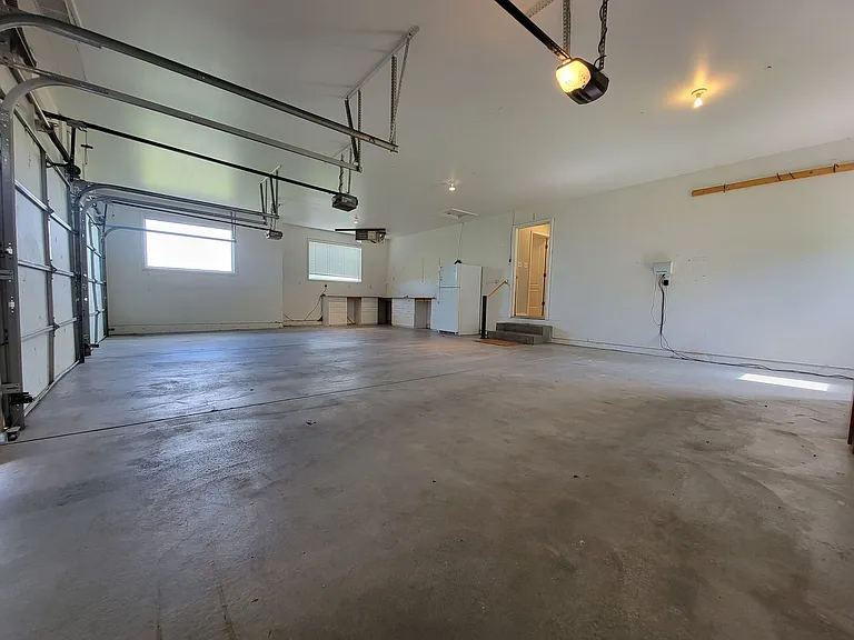 5204 E 65 S — Photo 29