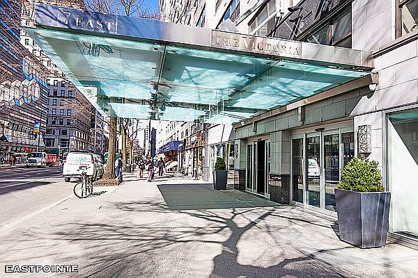 1st image of 7 E 14th St APT 1527
