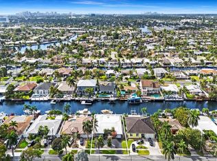 300 SE 10th St, Pompano Beach, FL 33060
