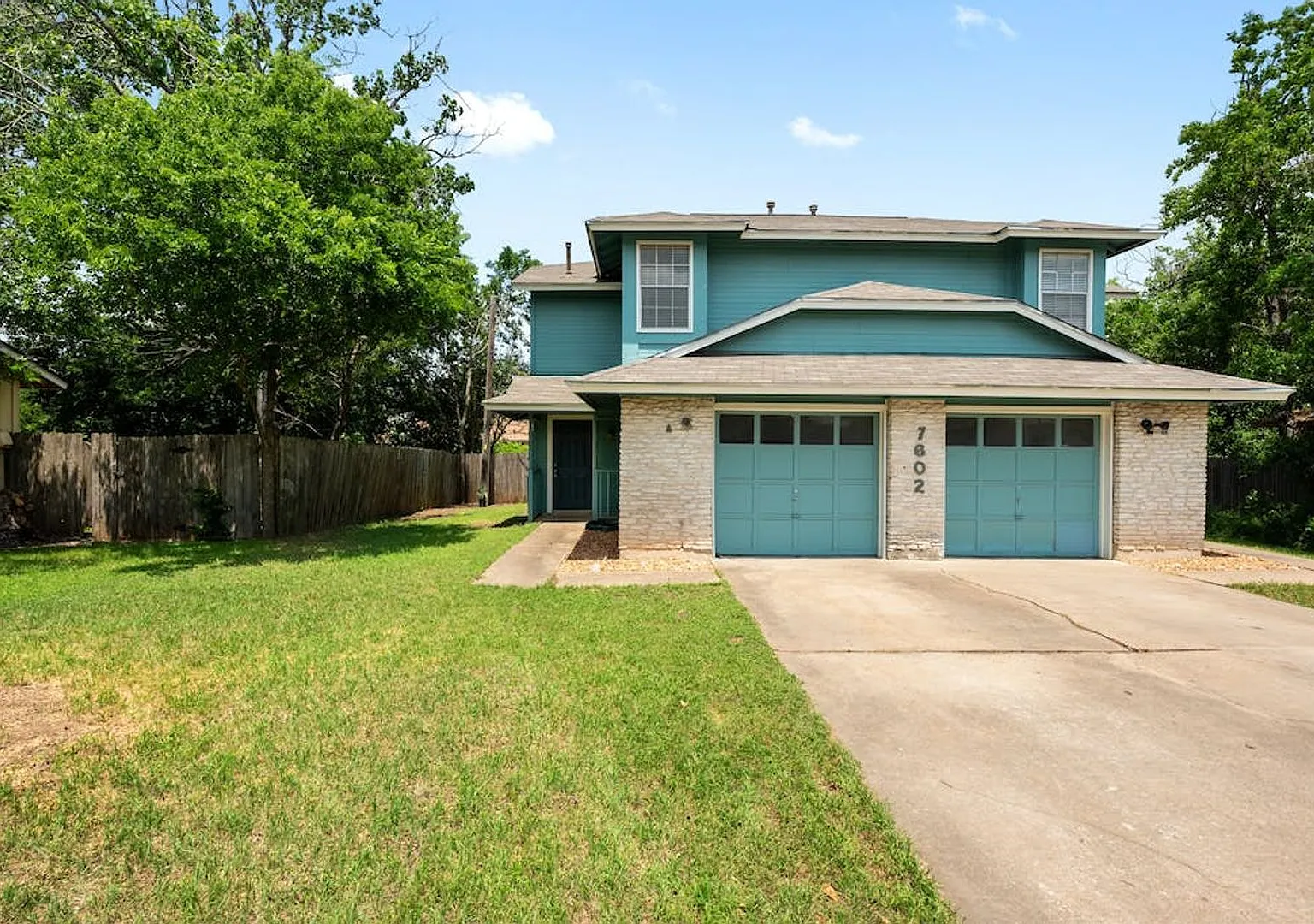 Spacious 2BR | 1.5BA Home with Attached Garage in Austin, TX! — Photo 1