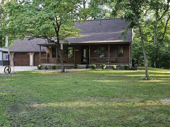 14805 E Harmony Dr, Effingham, IL 62401