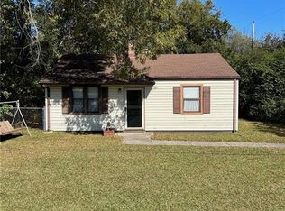 1706 Meadow St, Greensboro, NC 27405