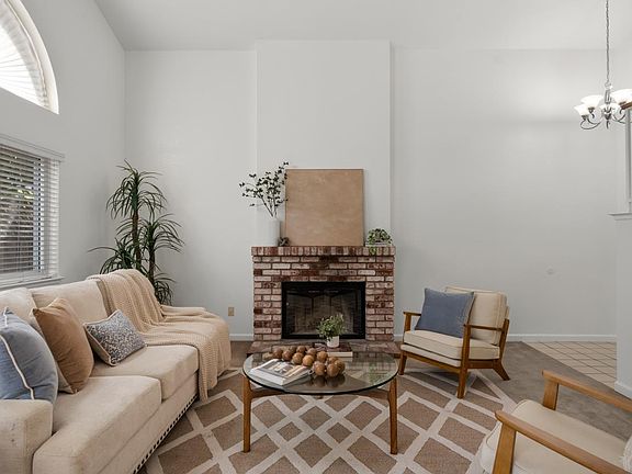 5th image of 2070 Pinercrest Drive