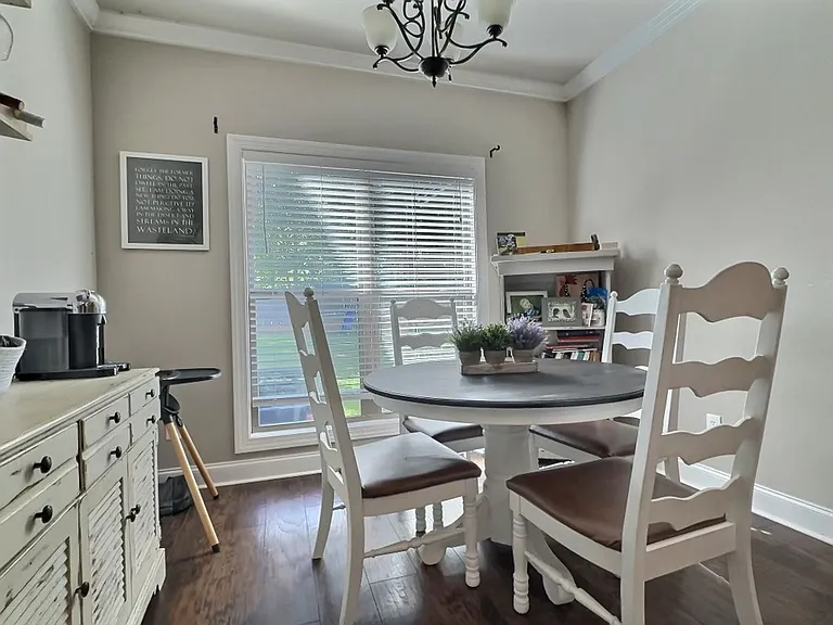 1018 Ridge Point Dr — Photo 10