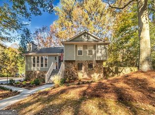 2788 W Fontainebleau Dr, Dunwoody, GA 30360