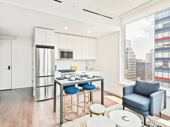 232 East 54th Street 29D image 2 of 16