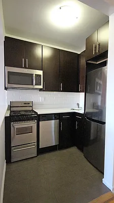 Kitchen, photo 2