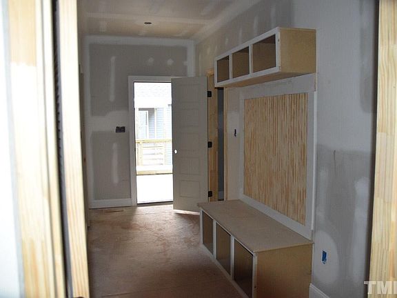 5th image of 67 Ashley Woods Ct