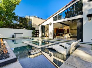 3182 Bel Air Dr, Las Vegas, NV 89109