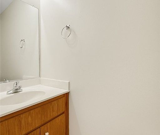 5th image of 1211 1/2 W Leigh St