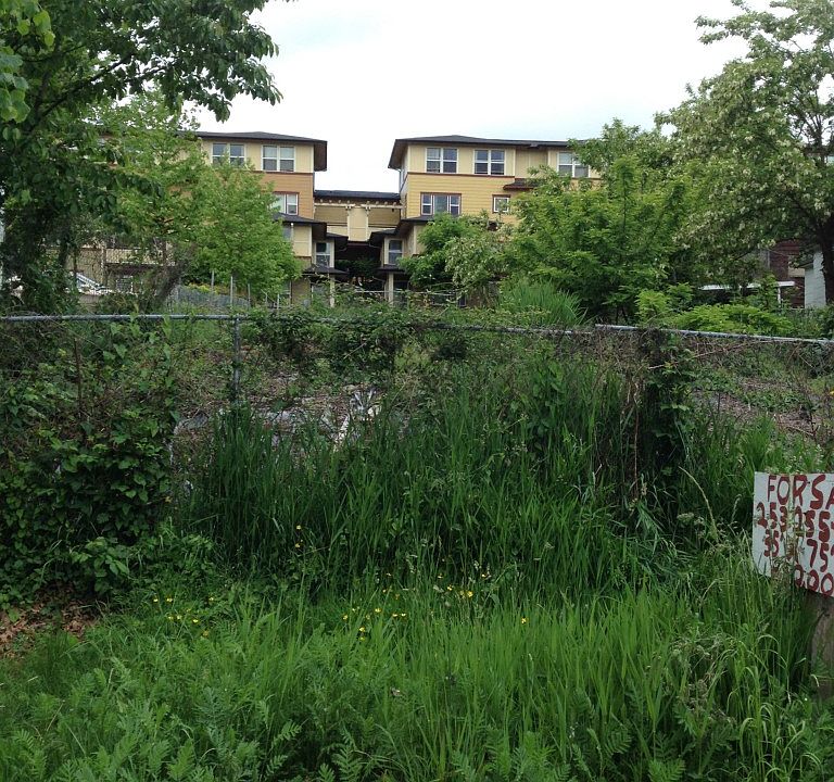 2nd image of 2316 S G St