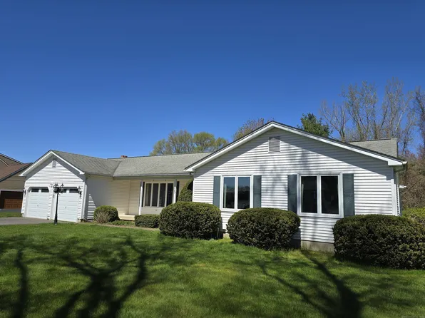 27 Melody Lane, East Hartford, CT 06118