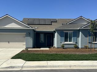 1221 Acacia Ave, Shafter, CA 93263