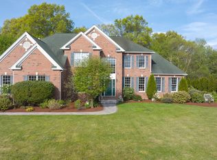 30 Morgan Dr, North Grafton, MA 01536