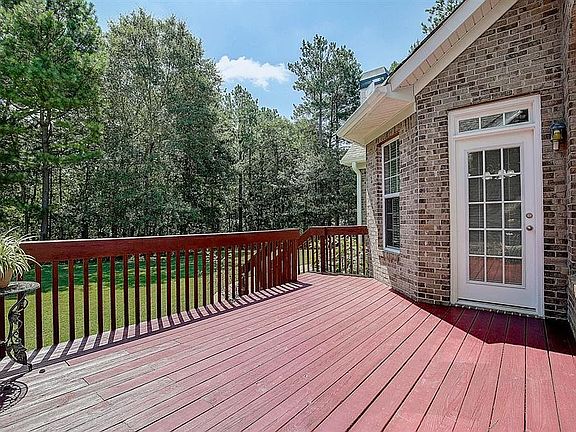 4th image of 436 Silverton Dr