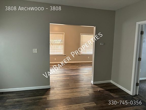 3rd image of 3808 Archwood Ave #3808