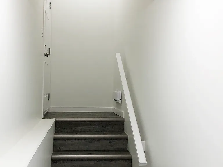 231 McArthur Cres — Photo 23
