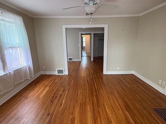 5th image of 1008 Beaconsfield Ave