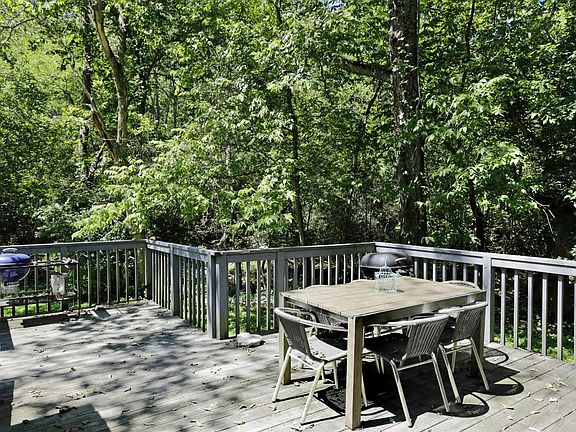 4th image of 1005 Sellers Mill Rd
