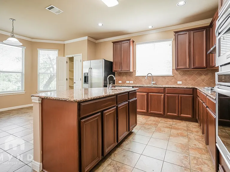 5301 Cypress Ranch Blvd — Photo 9