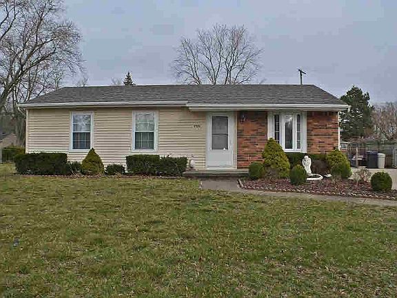 2nd image of 7528 Nottingham Dr