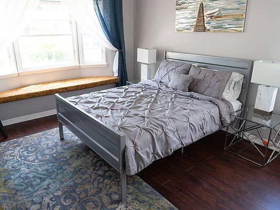 4th image of 10809 Hartsook St #1