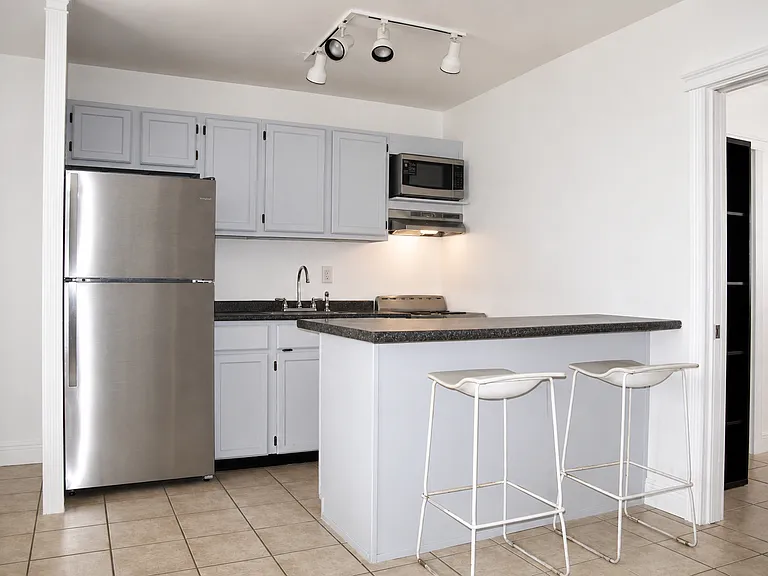 Kitchen & bar counter, view from living room area