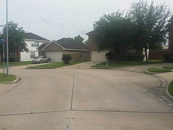 4th image of 1235 Americana Dr