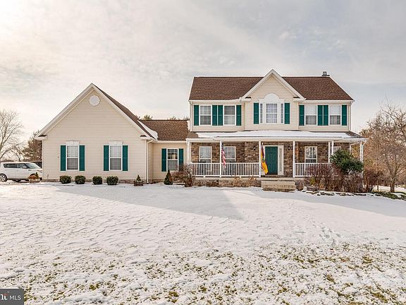 5th image of 314 Mara Rose Ln