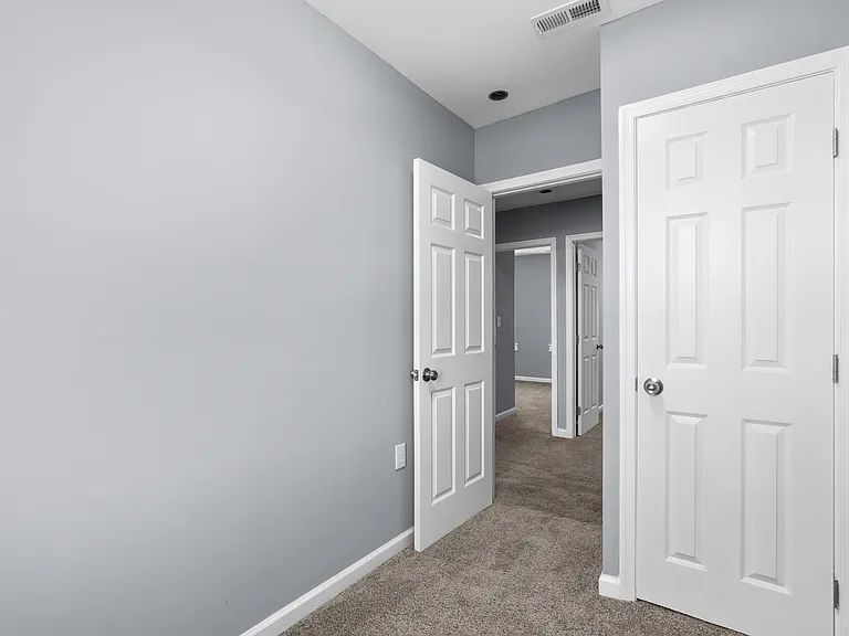 2609 Garrett Ave — Photo 10