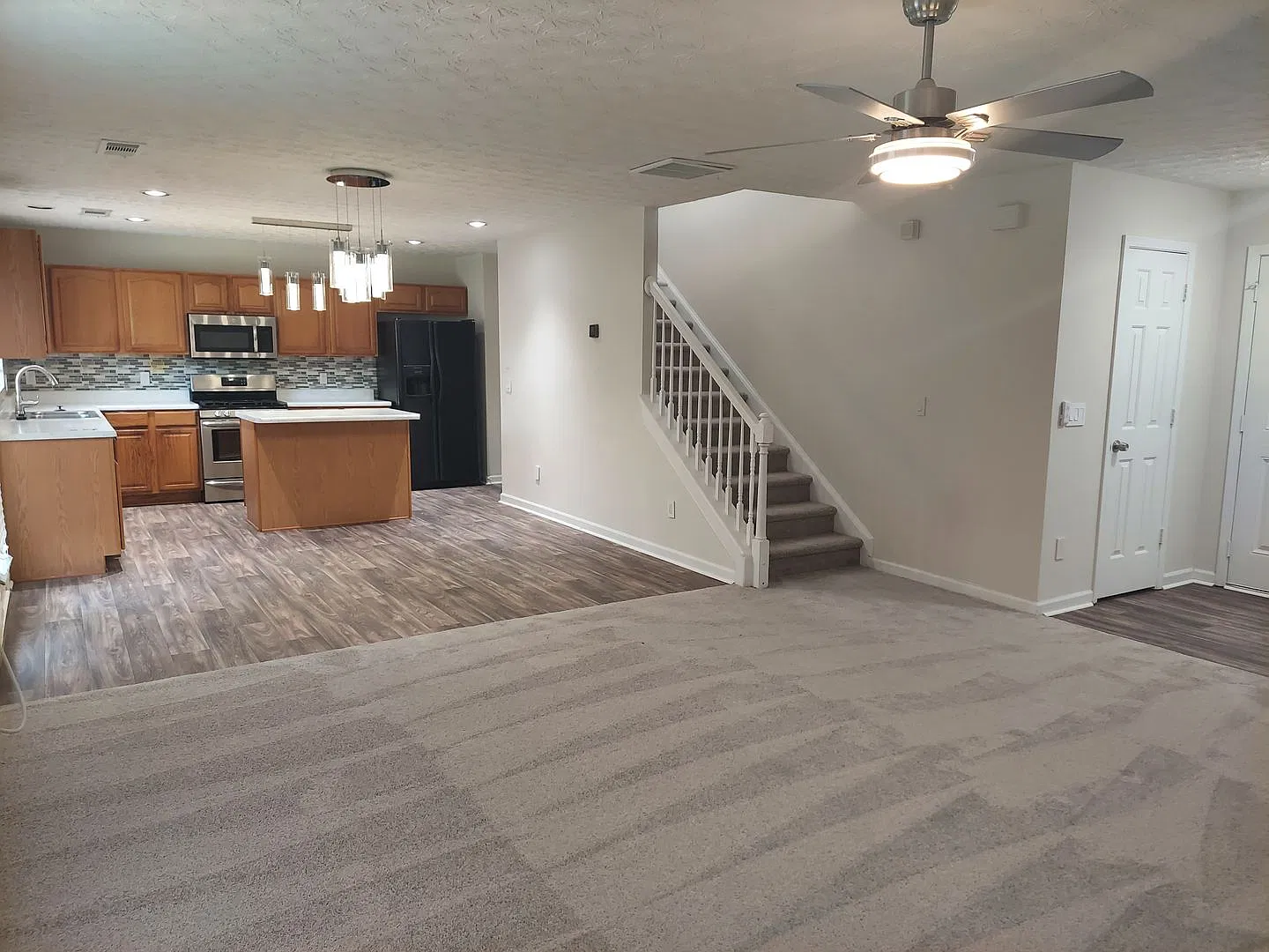 Spacious Home in Swim/Tennis Community minutes from I-20! — Photo 4