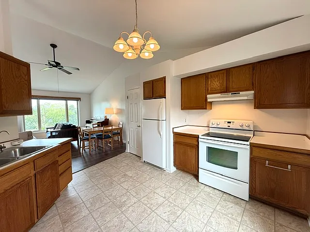 154 Westview Ln #1 — Photo 5