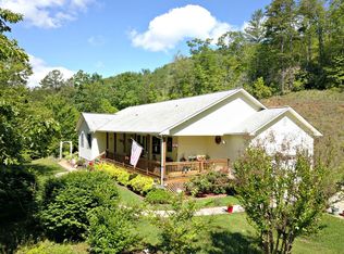 210 Weldon Hall Rd, Sylva, NC 28779