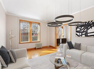 561 41st St APT 2B, Brooklyn, NY 11232