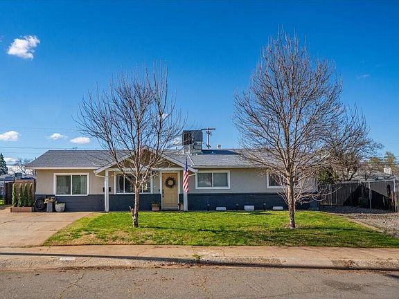 2nd image of 1594 Lodgepole Ave