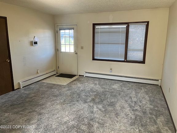 5th image of 357 N Aspen Dr