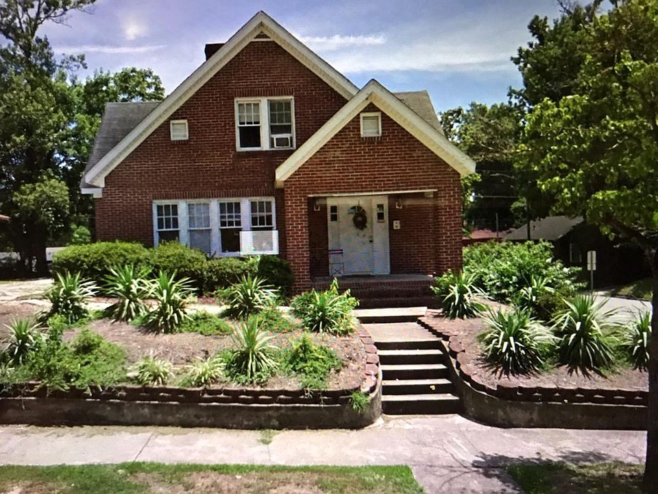1st image of 211 S Summit St