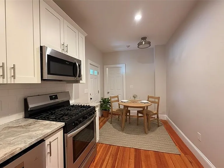412 Bellevue Ave #3 — Photo 35