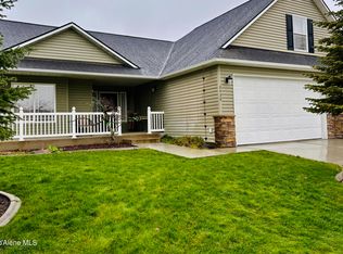 2430 W Berkley Ln, Hayden Lake, ID 83835