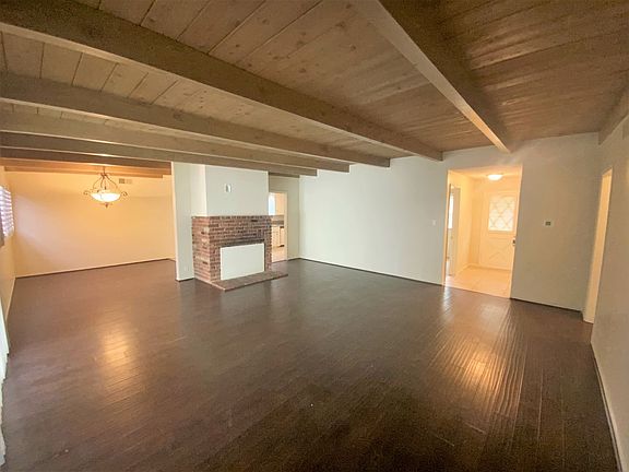 2nd image of 16801 Halsted St