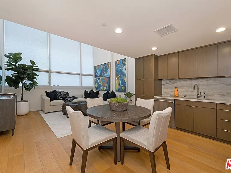 1705 Ocean Ave #107 — Photo 9