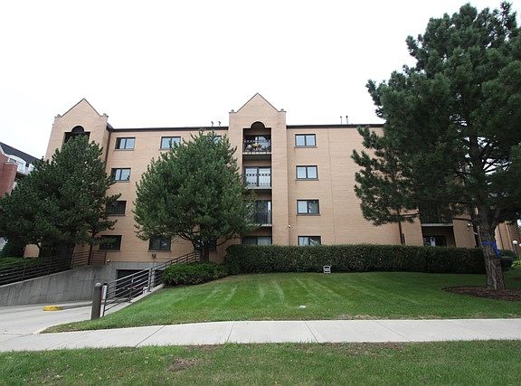 4th image of 7420 W Lawrence Ave Unit 106