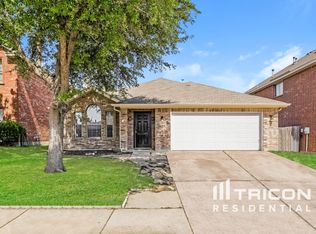 9007 Water Oak Dr, Arlington, TX 76002