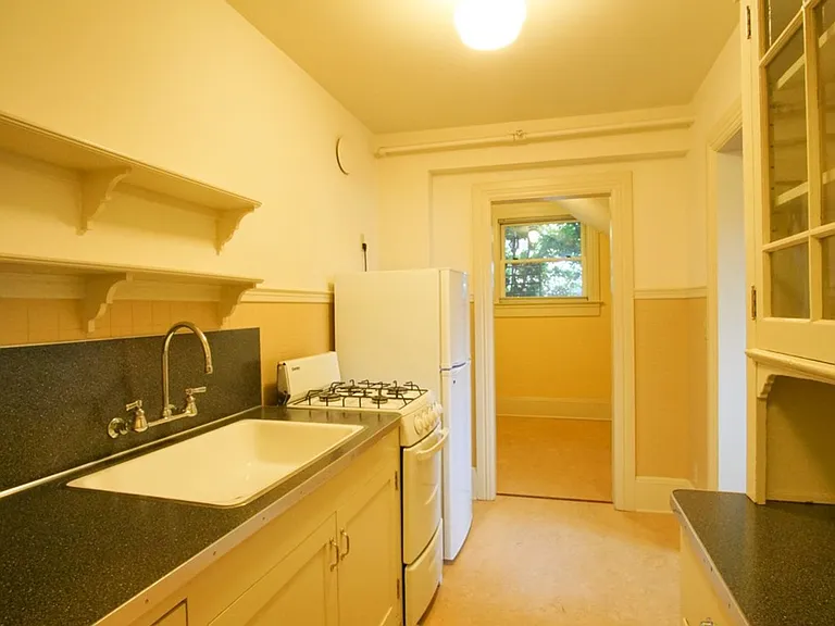1230 NW 21st Ave #101 — Photo 9