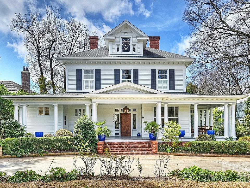 1st image of 1136 Queens Rd