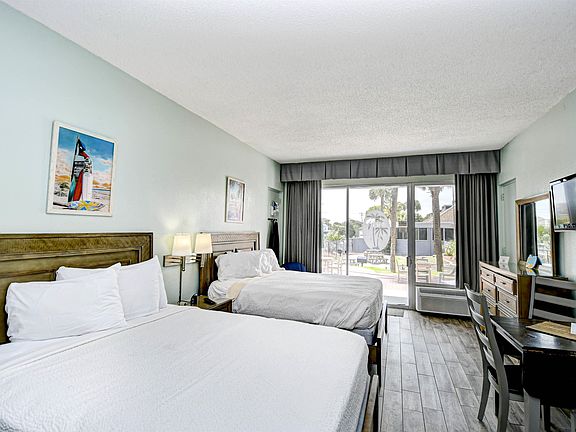 5th image of 6803 N Ocean Blvd. #136