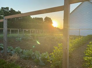 9317 108th St W, Taylor Ridge, IL 61284