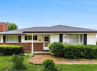 2336 Bonnair Dr, Zanesville, OH 43701