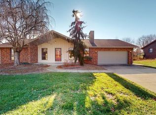 1138 Hochgesang Ave, Jasper, IN 47546