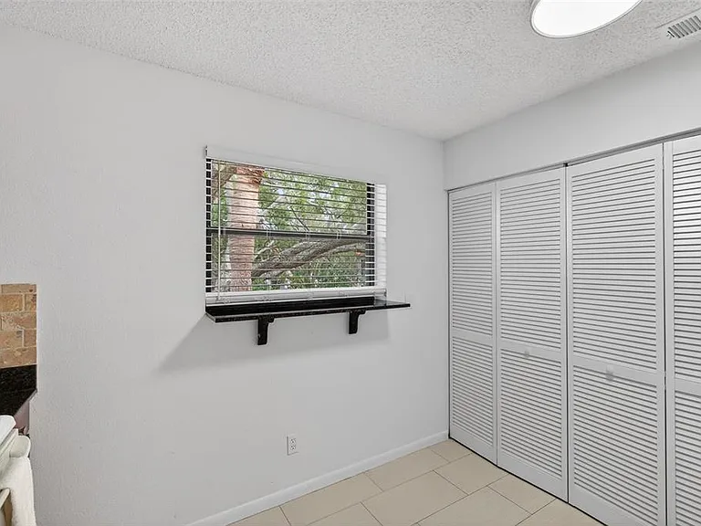 484 Santa Cruz Pl NE #G — Photo 9